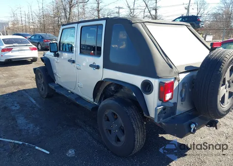 2010 Jeep Wrangler Unlimited Sahara из США, поврежденный, VIN 1J4BA5H10AL110072